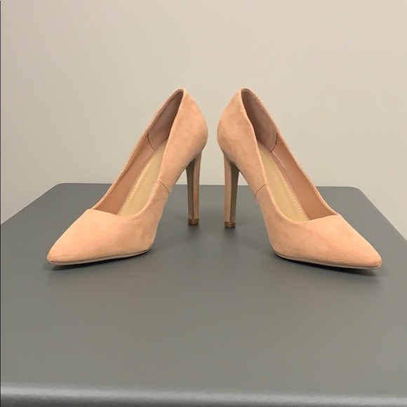 peach nude heels